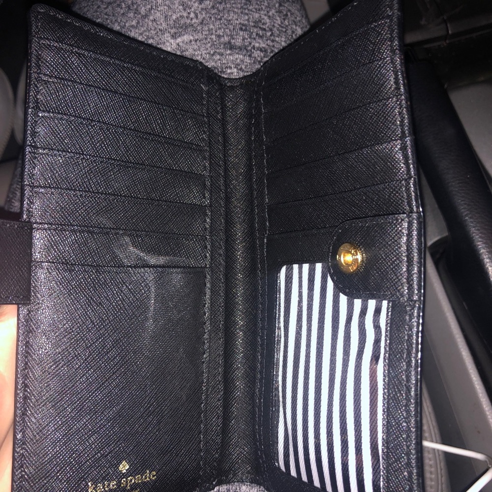 wallet - Picture 3 of 3